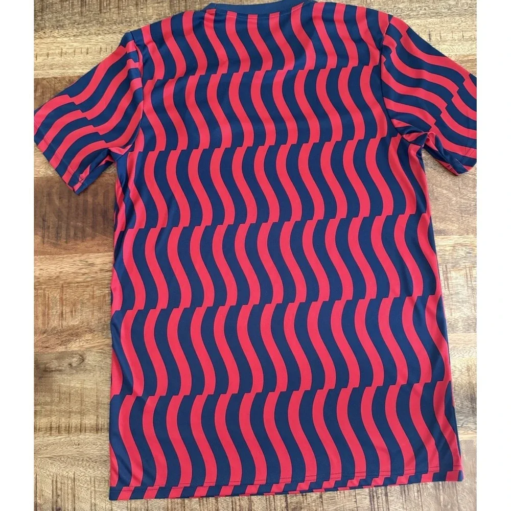 Adidas FC Bayern Munich Soccer Jersey Mens M Red Blue Aeroready Logo Germany